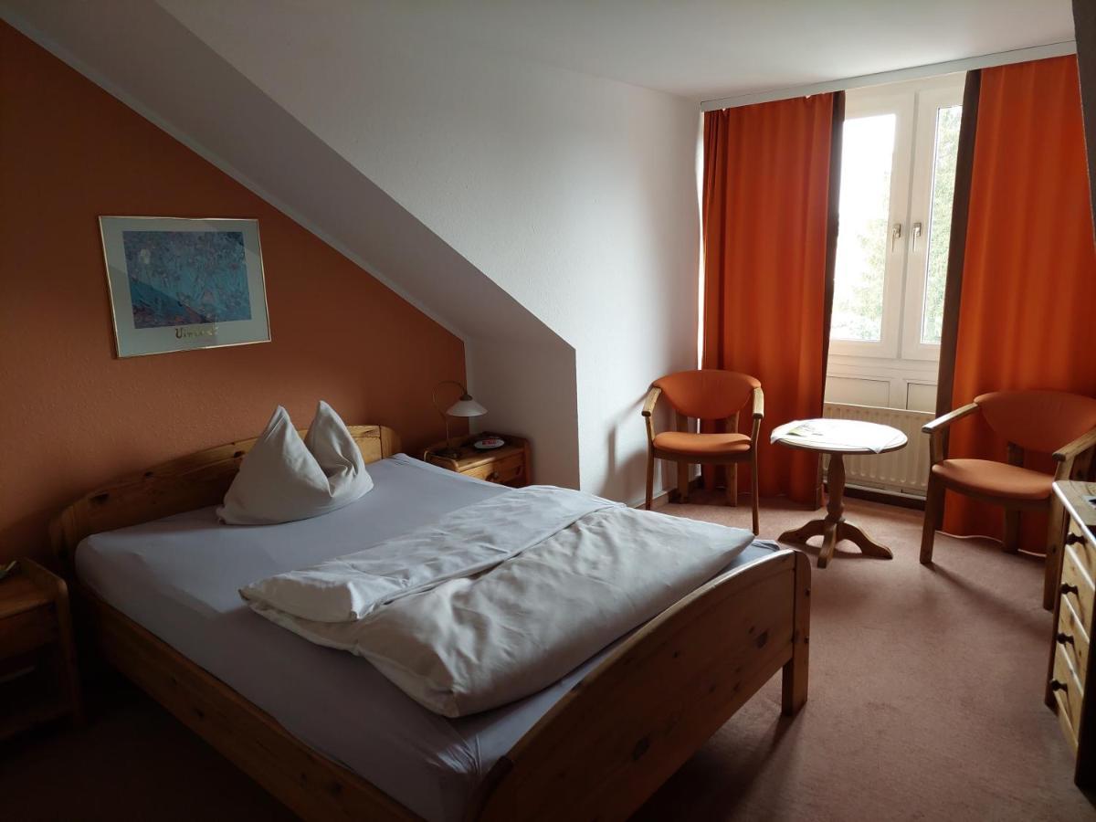 Neustaedter Hof Hotel Garni Neustadt am Rübenberge Eksteriør billede